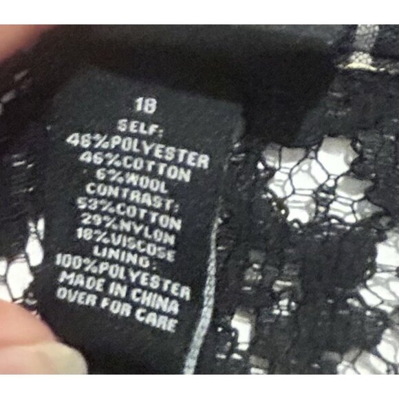 Torrid Plaid Button Front Dress Size 18 Black Yellow Lace Ruffle Smocked Waist - Picture 4 of 15